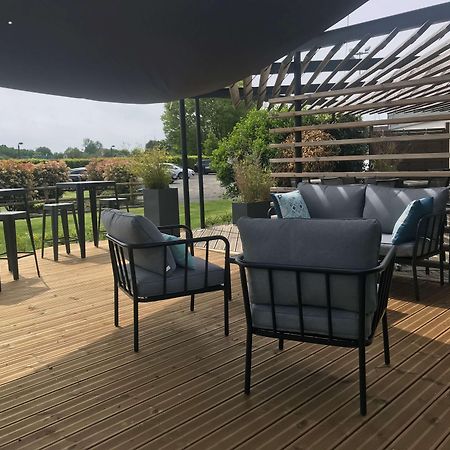 Campanile Le Mans - Arnage Hotell Exteriör bild